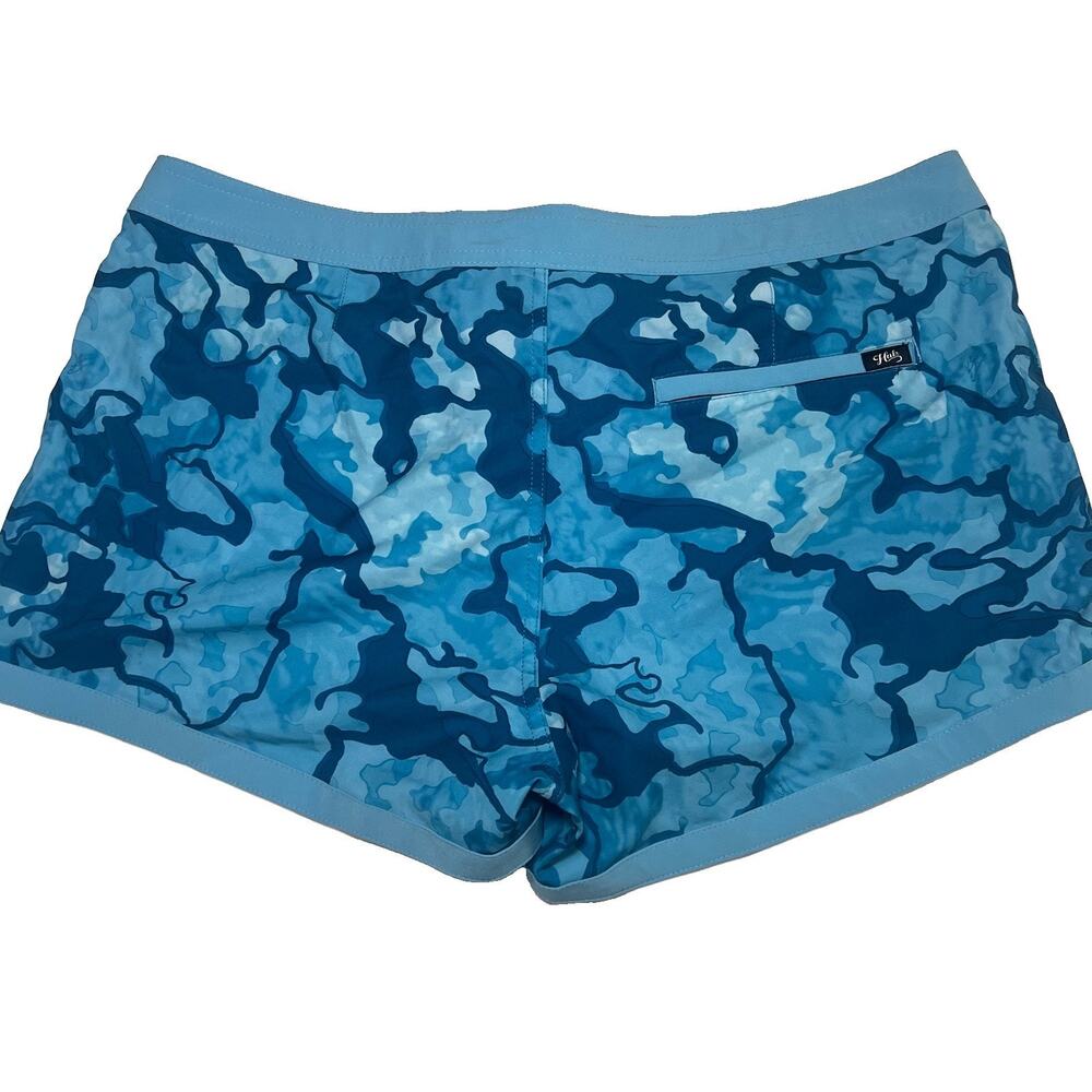 Huk Board Shorts Women’s Size 14 Blue Camo Performance Fishing Swim Beach Resort - Picture 2 of 11